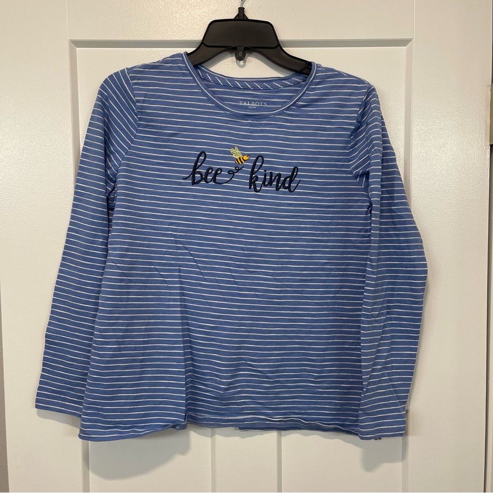 Bee Kind Top